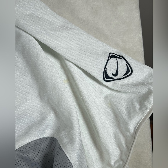 Nike XL Manchester Real Madrid FC Vodafone White Soccer Jersey Dri-Fit Authentic - Picture 8 of 8